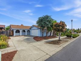 featured image of 3305 Fir Avenue