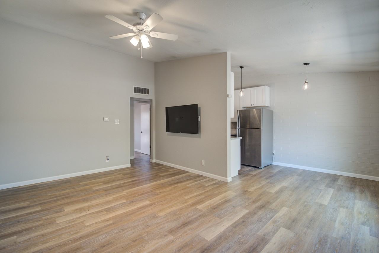 1600 S College Ave #2 - Photo 6 of 19
