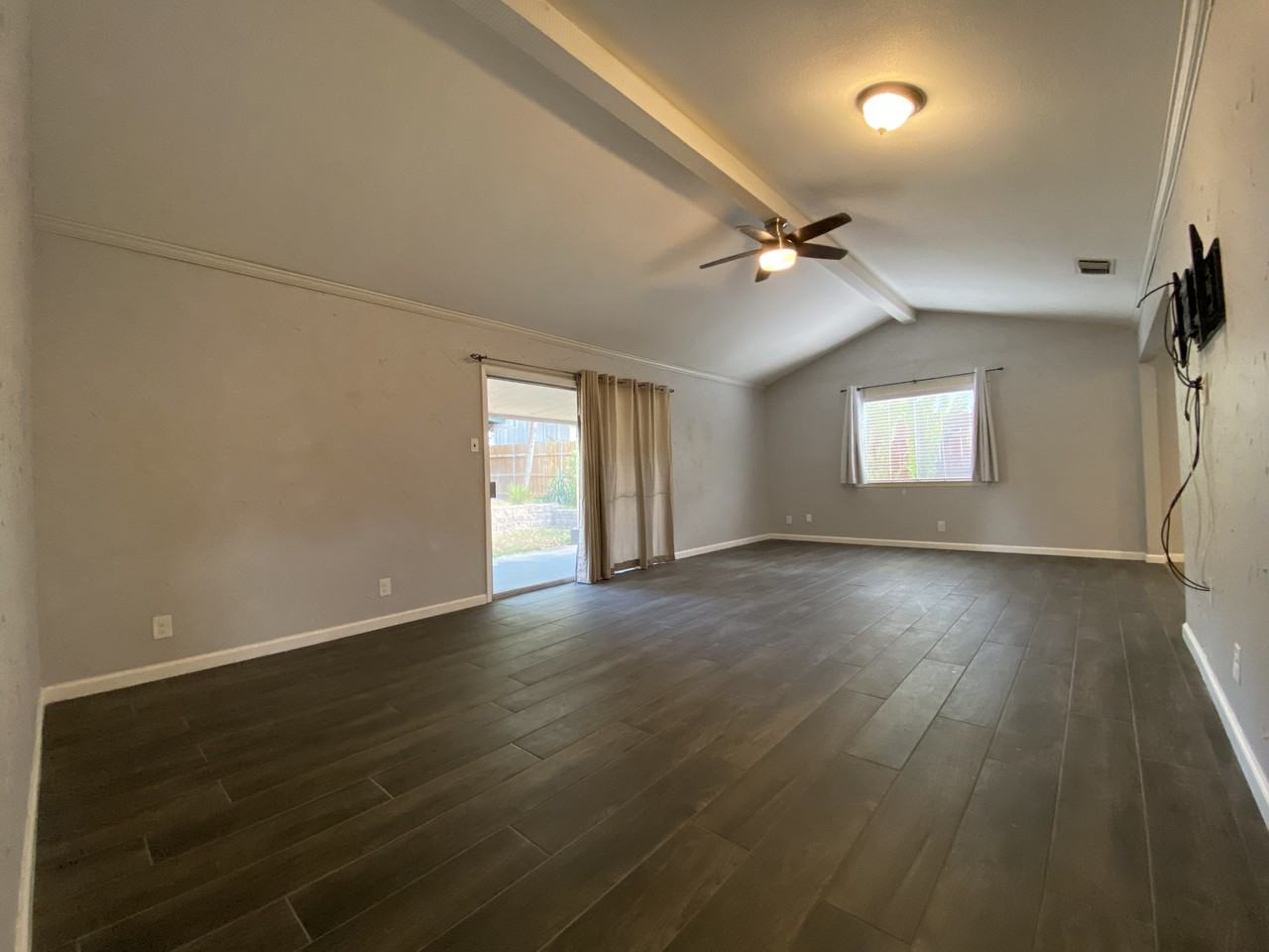 4318 Temple Hl - Photo 5 of 20