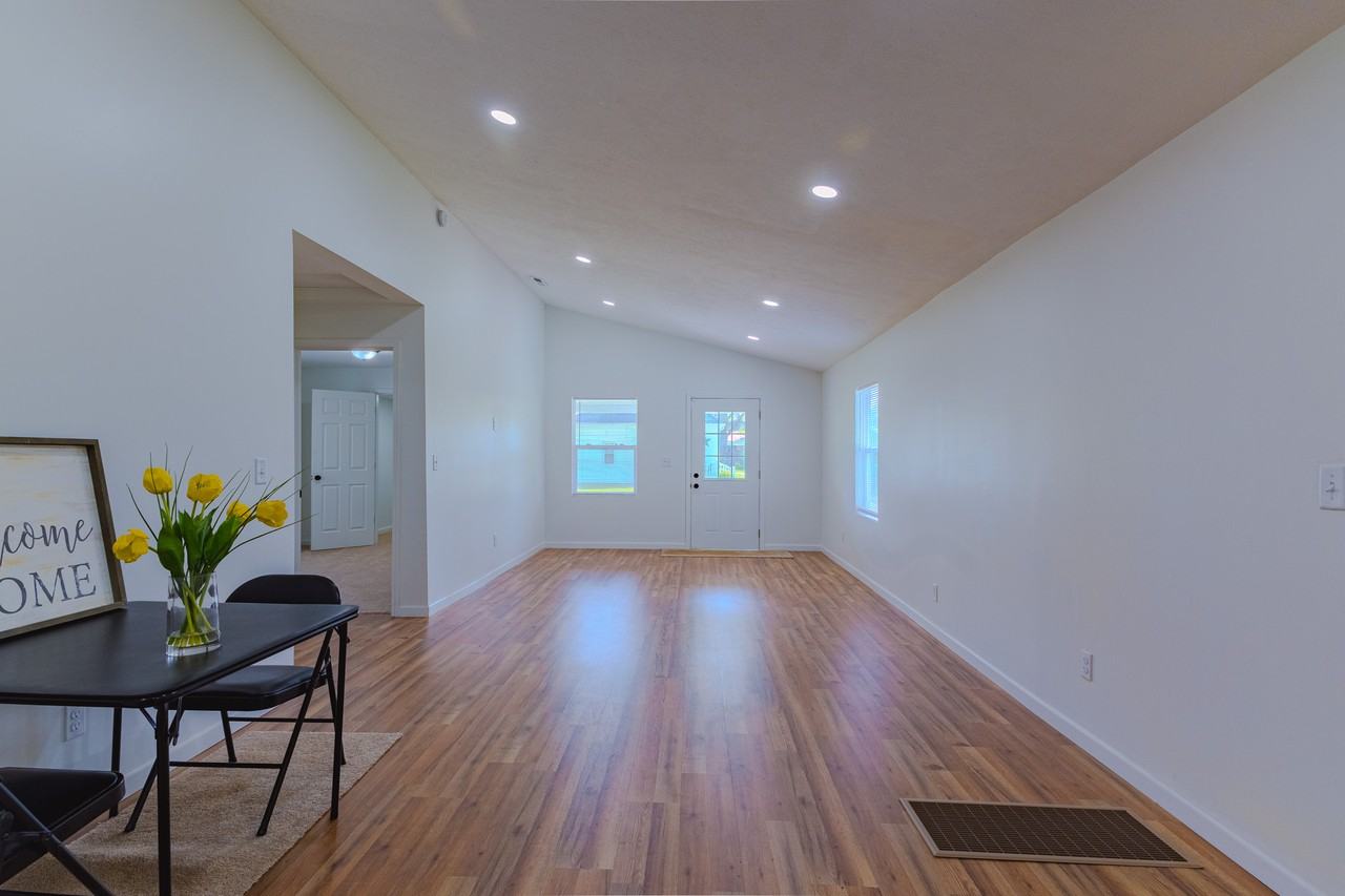 238 N Alfonte St - Photo 4 of 16