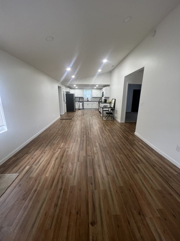 238 N Alfonte St - Photo 5 of 16