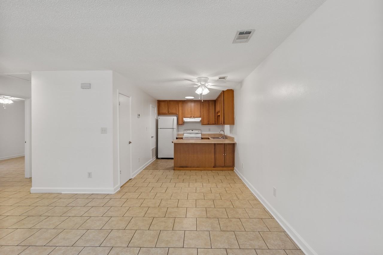 6346 W Fairfield Dr #A - Photo 6 of 18