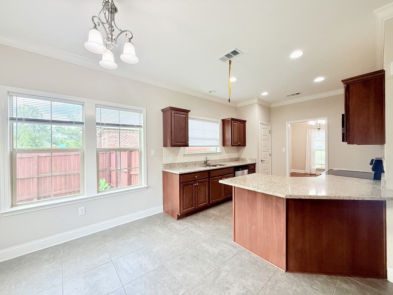 602 Begeman Rd - Photo 4 of 5