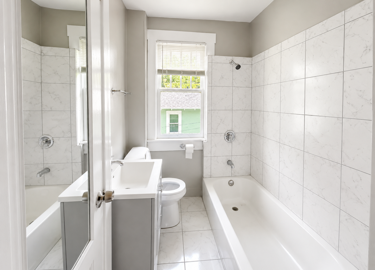 2436 Avenue S - Photo 2 of 6