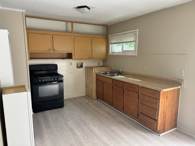 1802 Moger Dr - Photo 4 of 9