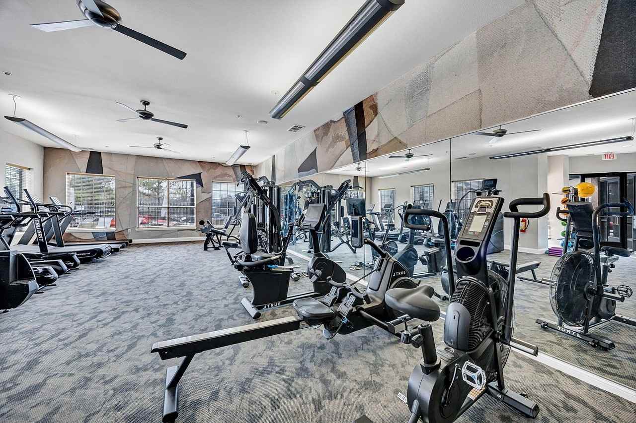 754 South Royal Oaks Parkway #25 - Photo 6 of 10