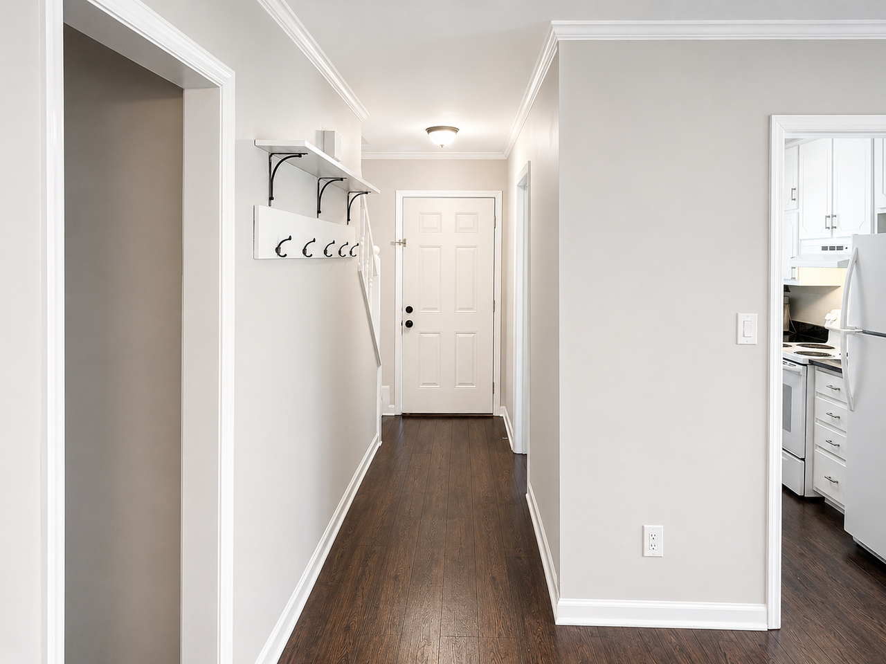 140 Williamsburg Way #1 - Photo 3 of 16