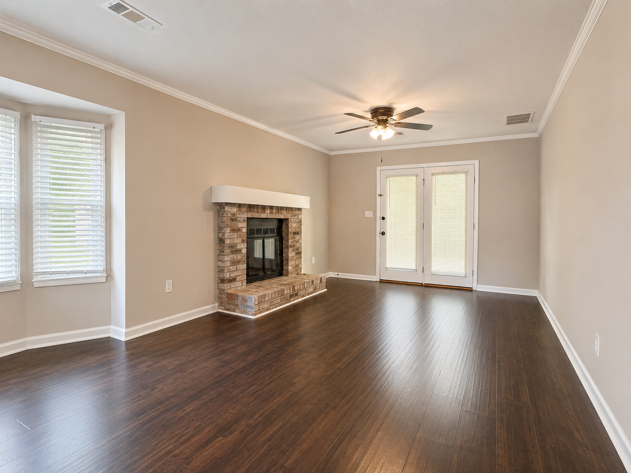 140 Williamsburg Way #1 - Photo 4 of 16