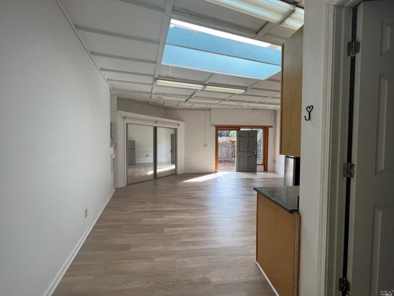 10 Park St - Photo 6 of 16