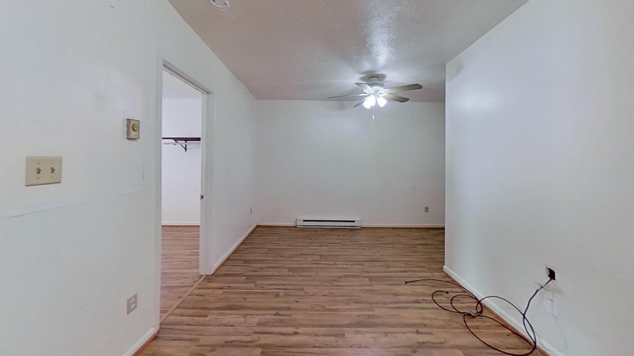 223 E Main St - Photo 3 of 8