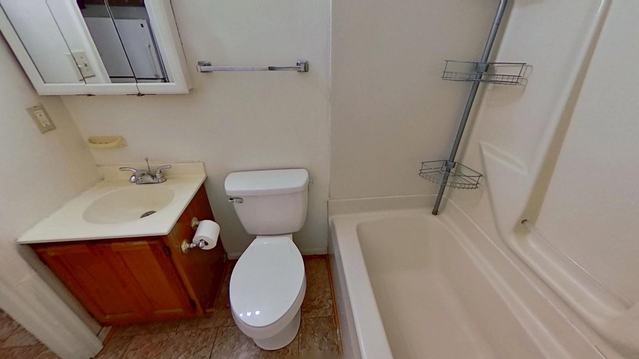 223 E Main St - Photo 7 of 8