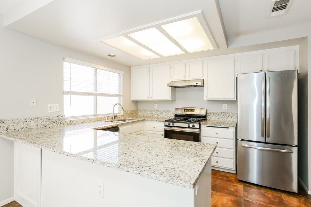 1621 Running Creek Dr - Photo 6 of 16