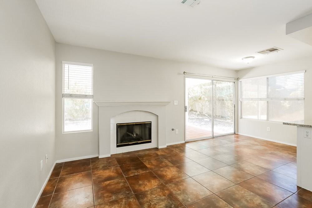 1621 Running Creek Dr - Photo 7 of 16