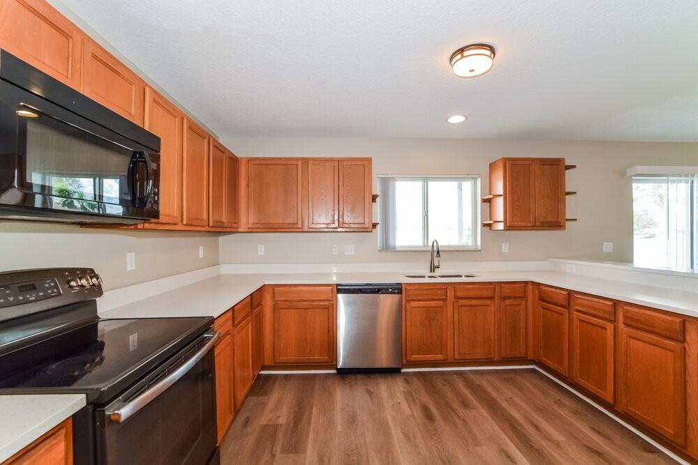 4729 Barbados Loop - Photo 7 of 17