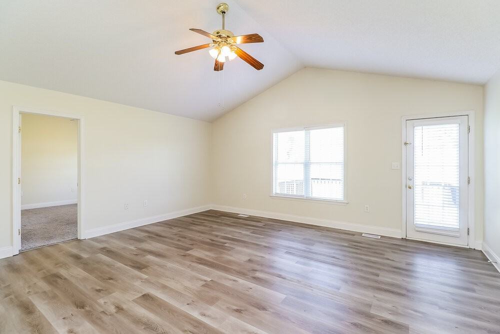 4512 Carol Ct - Photo 4 of 16