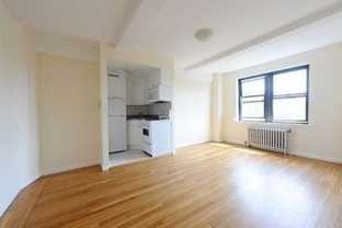 850 Amsterdam Ave #9B - Photo 1 of 1