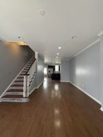 featured image of 811 N 15th St #1