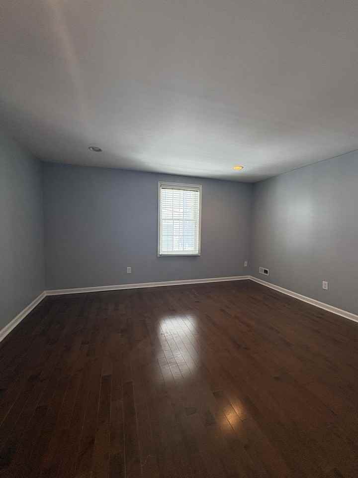 811 N 15th St #1 - Photo 7 of 19
