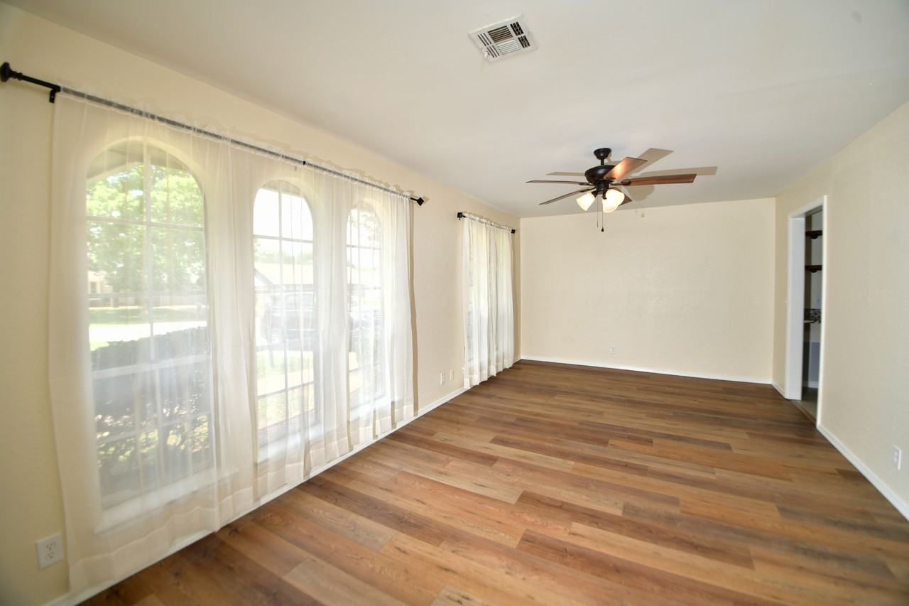 401 N Fir Pl - Photo 6 of 23