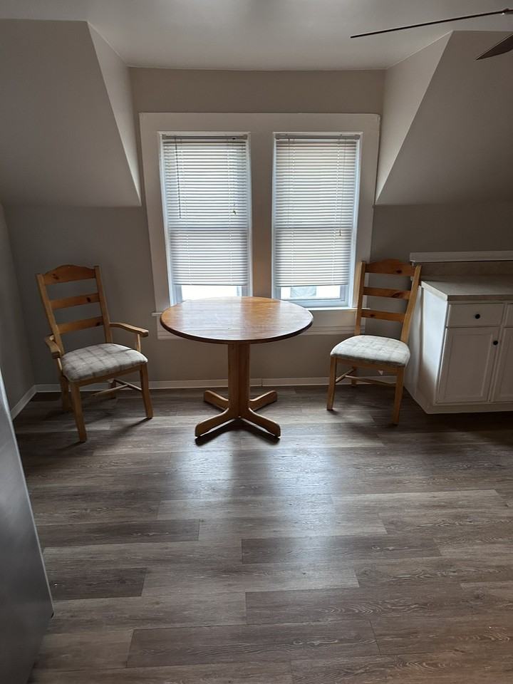 436 Auburn St #3 - Photo 5 of 8