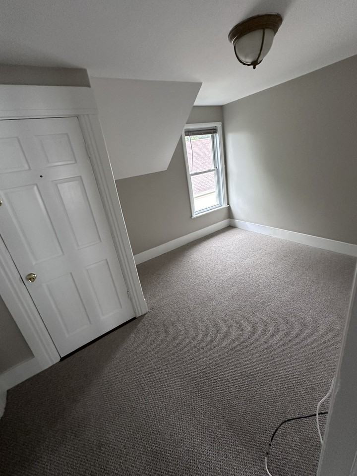 436 Auburn St #3 - Photo 7 of 8