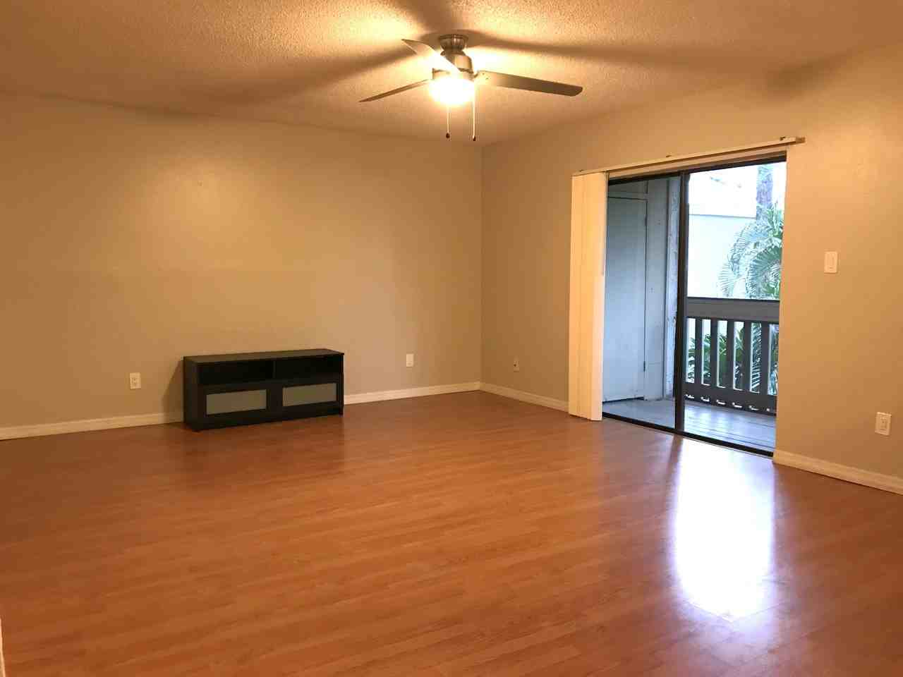149 springwood Village Cir. #1 - Photo 5 of 20