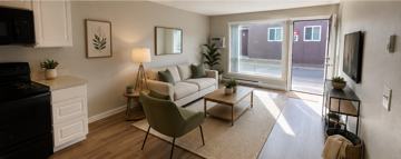 featured image of 2024 Ne Terre View Dr