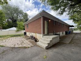 featured image of 2735 S 700 E #2735