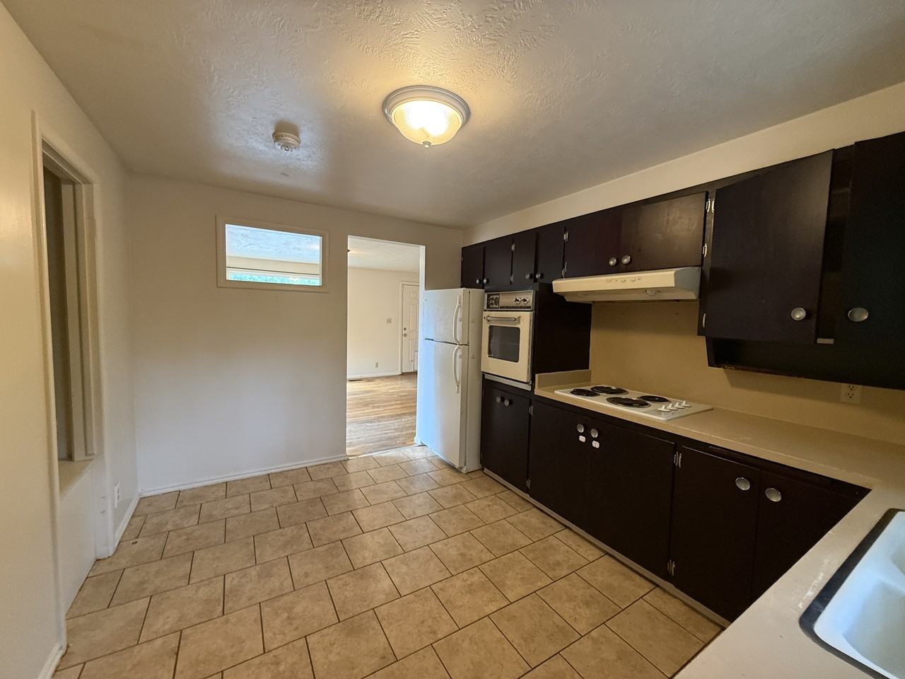 2735 S 700 E #2735 - Photo 3 of 15