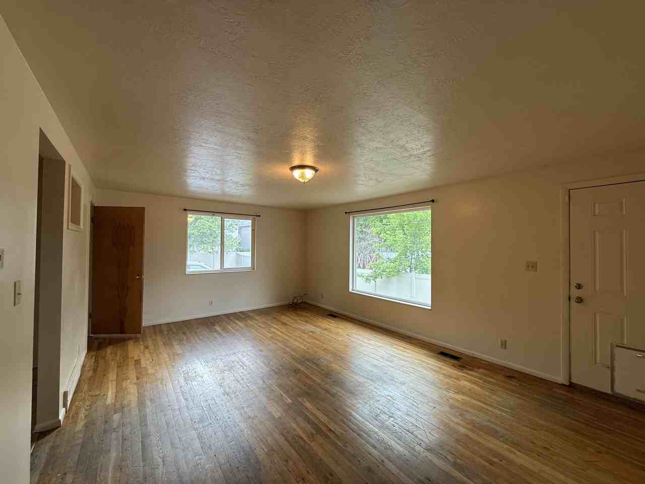2735 S 700 E #2735 - Photo 4 of 15