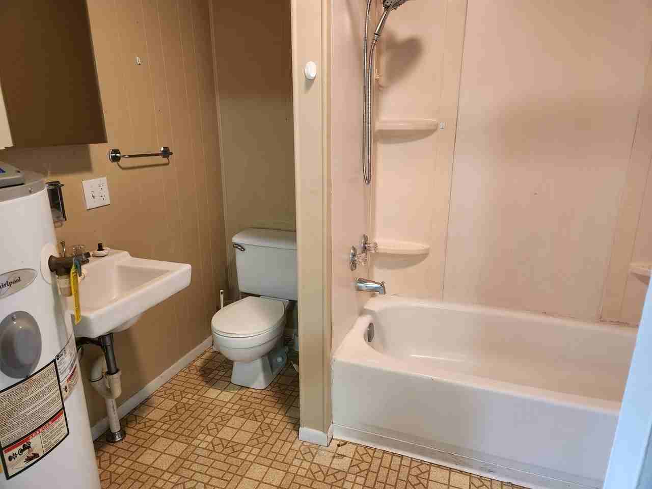 626 W Piedmont St #1 - Photo 6 of 8