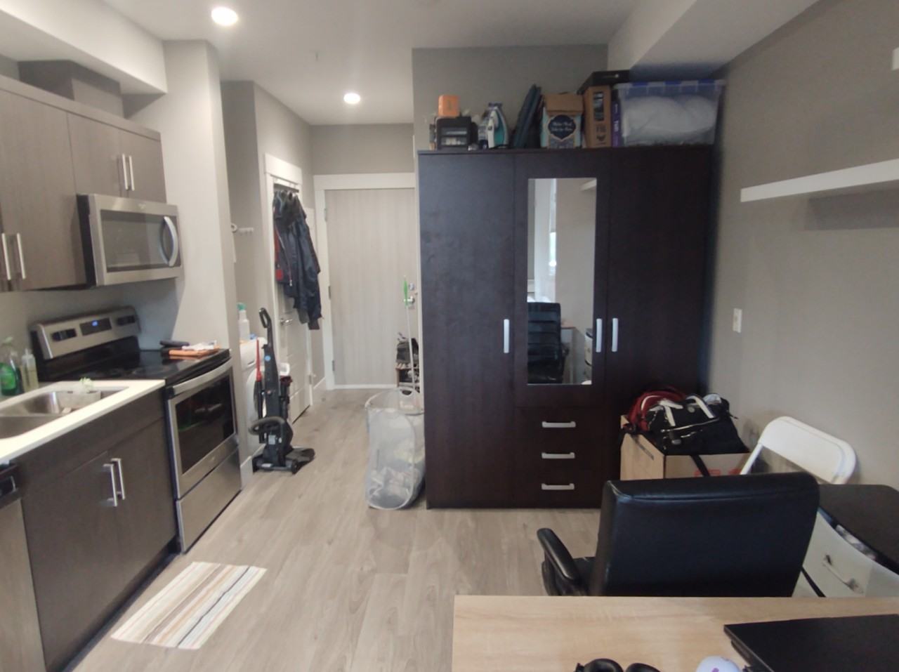 925 Leon Ave #432 - Photo 3 of 12