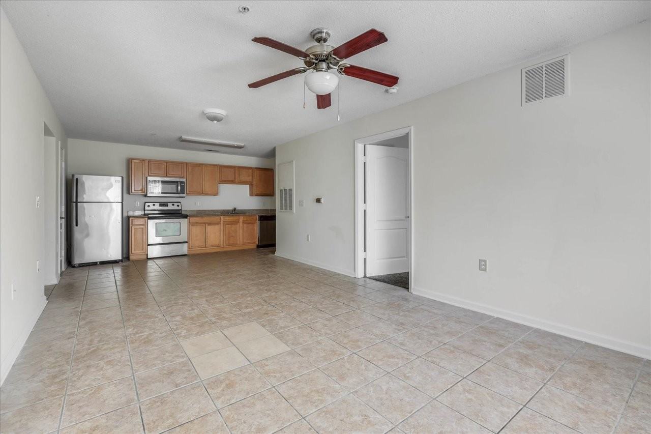 3000 South Adams Street - 113Unit 113 #113 - Photo 6 of 10