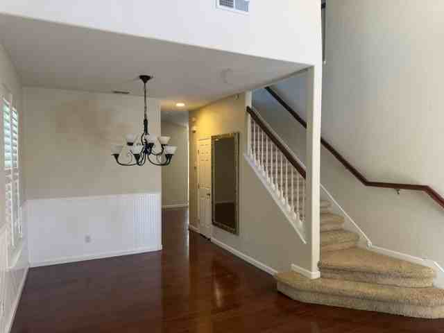 132 Mcdermott Ave #1 - Photo 5 of 50