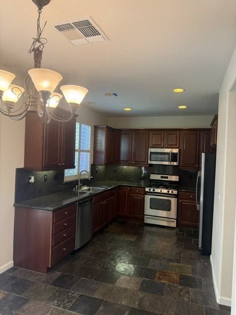 132 Mcdermott Ave #1 - Photo 7 of 50