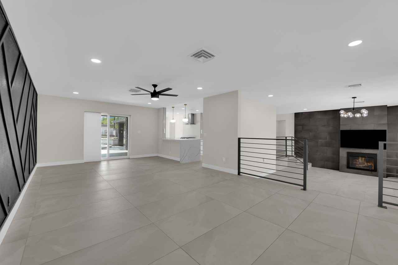 2845 Rosanna St - Photo 7 of 50