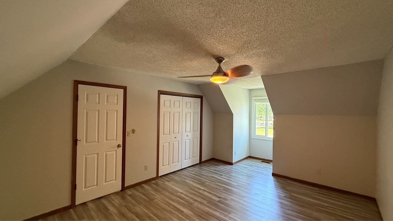 47 Shelley Dr #1 - Photo 7 of 10