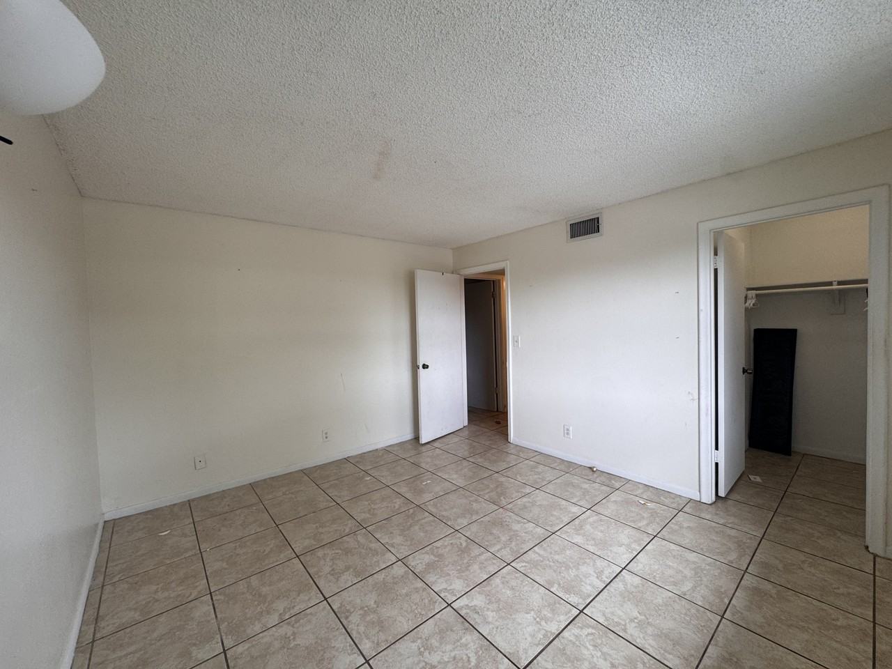 2050 N Congress Ave #207 - Photo 3 of 26