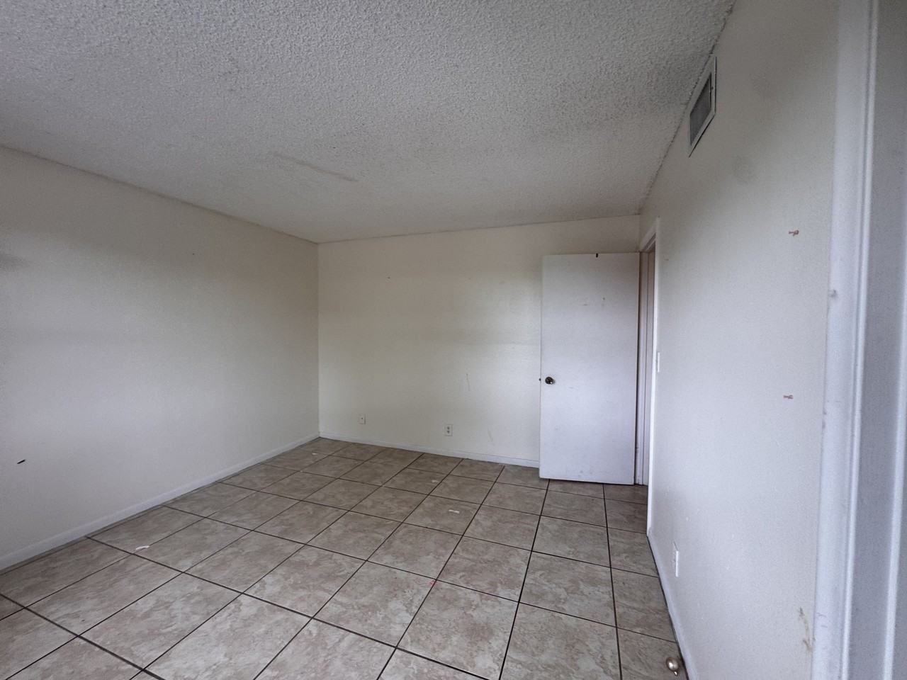 2050 N Congress Ave #207 - Photo 5 of 26