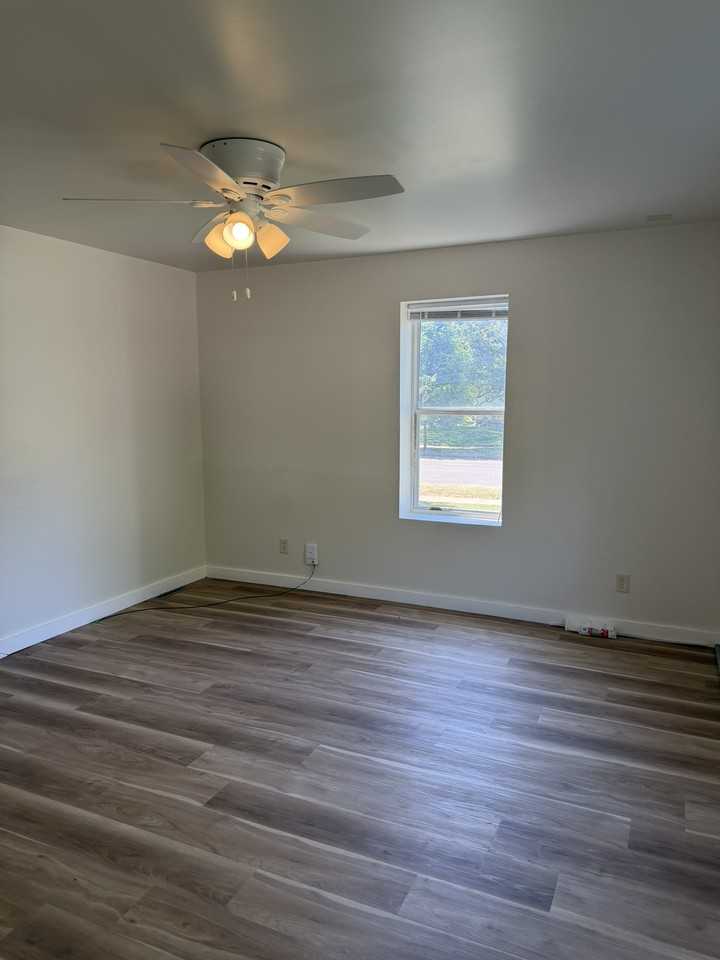 1519 Wilson St #A - Photo 3 of 26