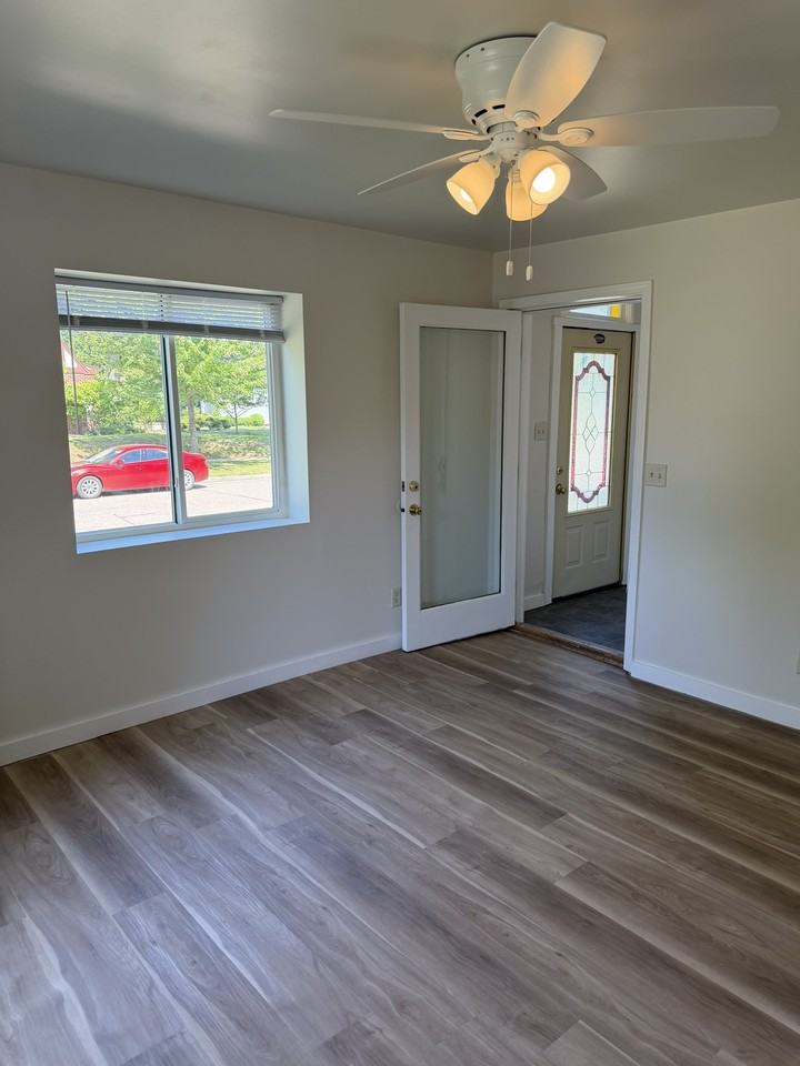 1519 Wilson St #A - Photo 4 of 26