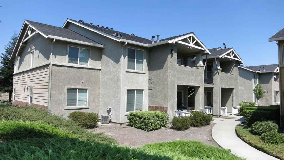 2101 Zurlo Way - Photo 7 of 16