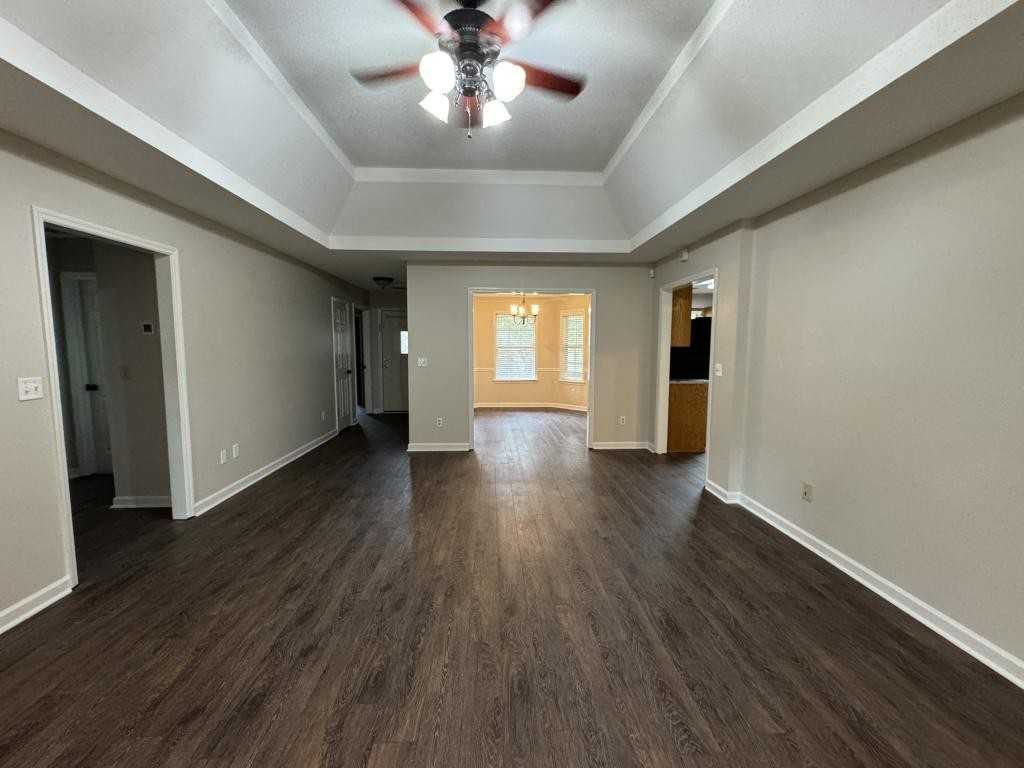 102 S Gala Ct - Photo 3 of 26
