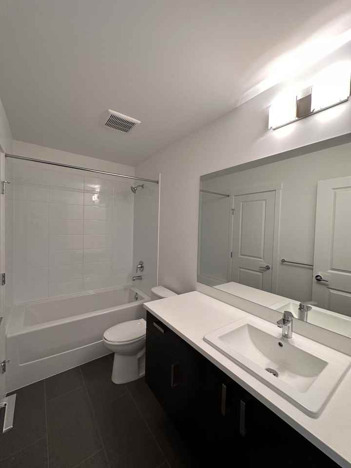 15858 Fraser Hwy - Photo 4 of 7