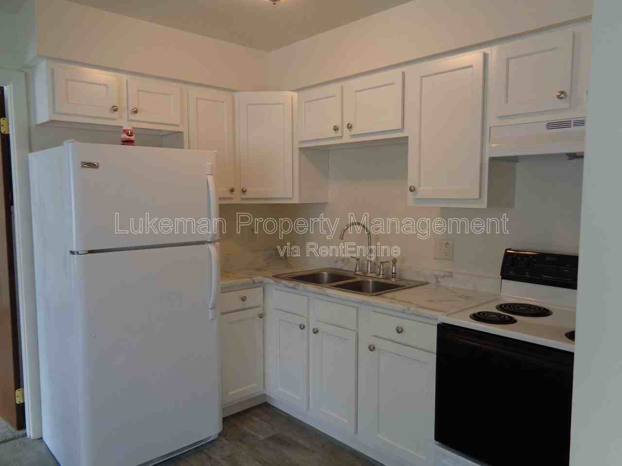 13024 N Boulevard St #4 - Photo 7 of 9