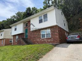 featured image of 635 Riverland Rd Se