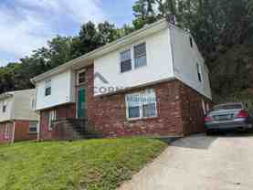 635 Riverland Rd Se - Photo 1 of 1