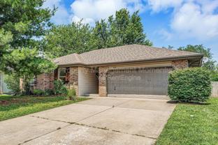 3251 W Scott St - Photo 1 of 1