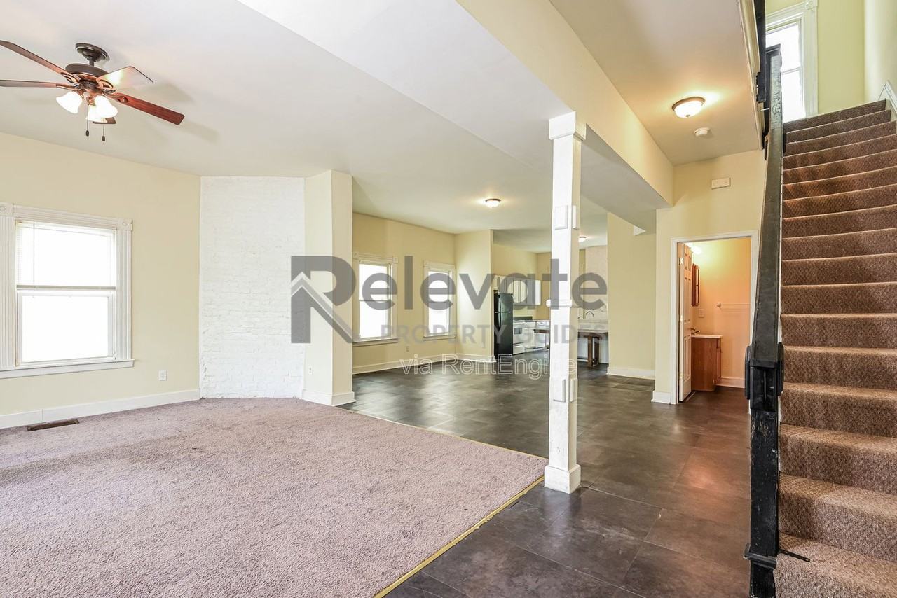 1313 N 20th St - Photo 2 of 16