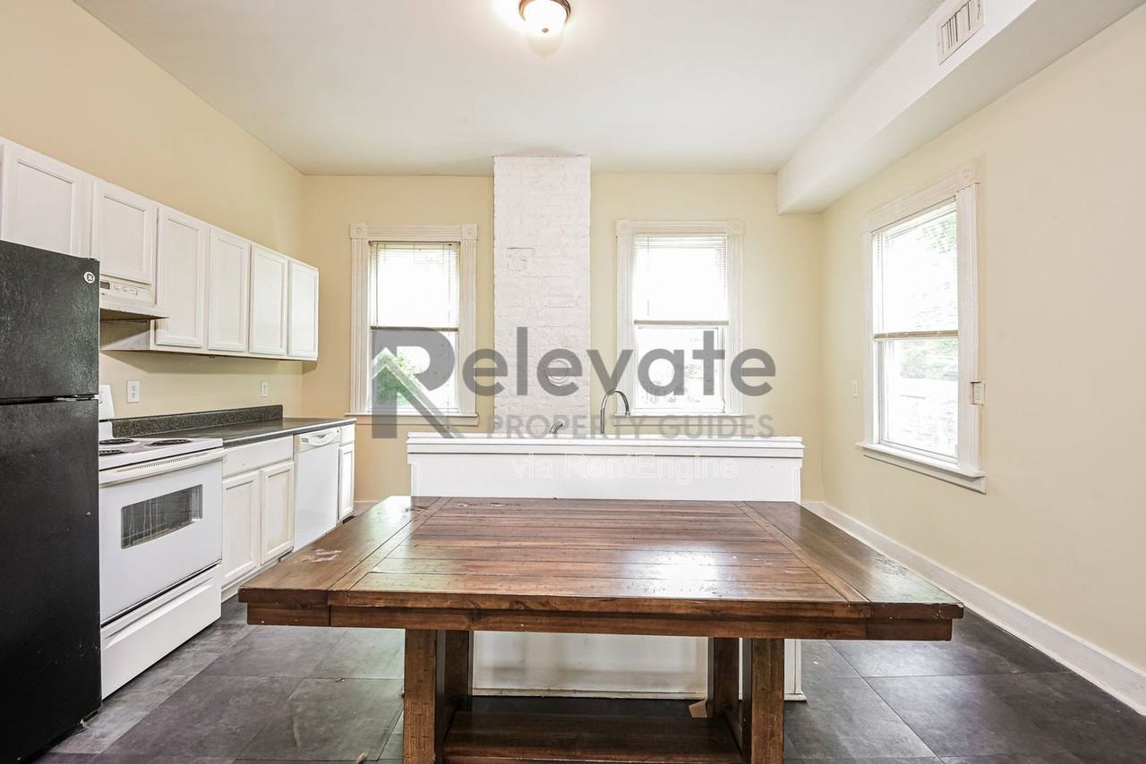 1313 N 20th St - Photo 6 of 16